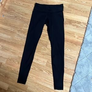 Size 6 lulu full length black leggings